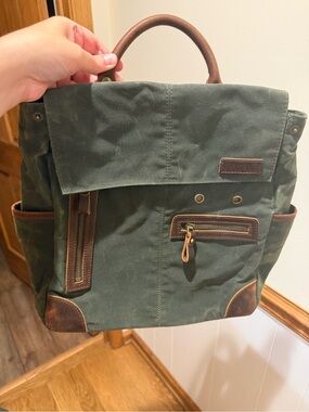 Della Q Maker’s Bag midi Backpack olive